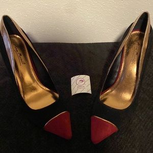 Anne Michelle collection